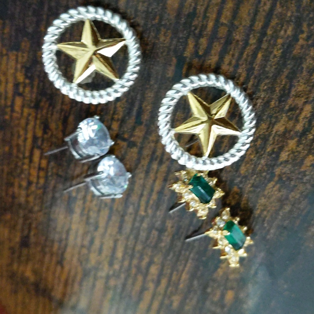 Earring bundle - Picture 3 of 4